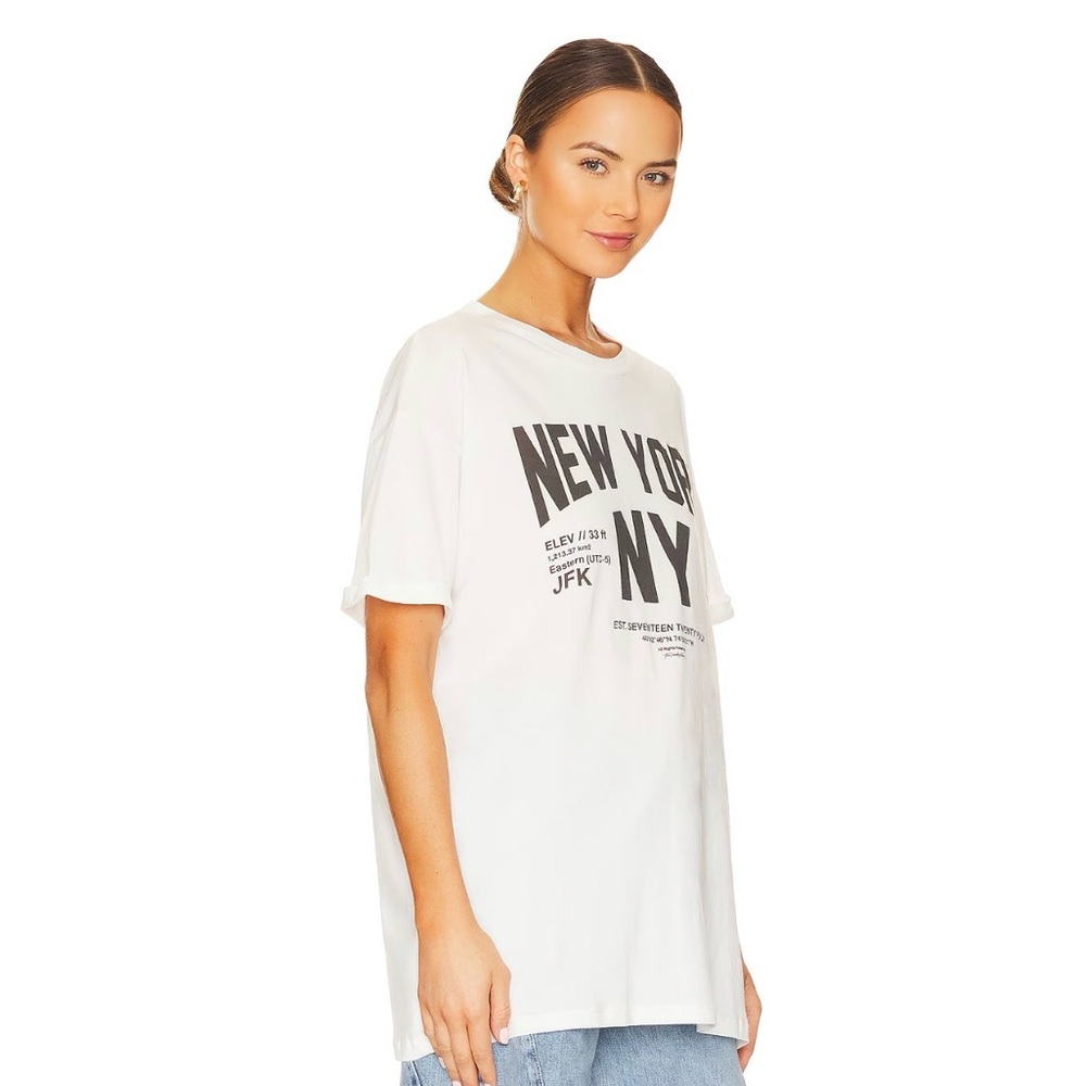 The Laundry Room White New York Graphic Tee